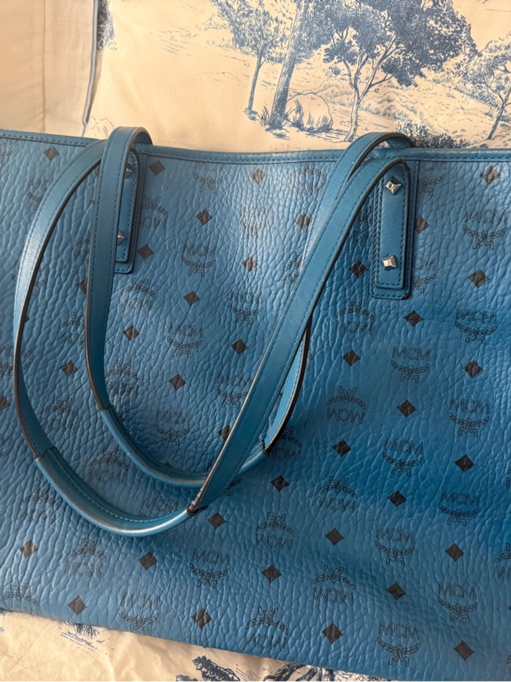 MCM Teal Blue Logo-Print Leather Tote - Picture 5 of 5